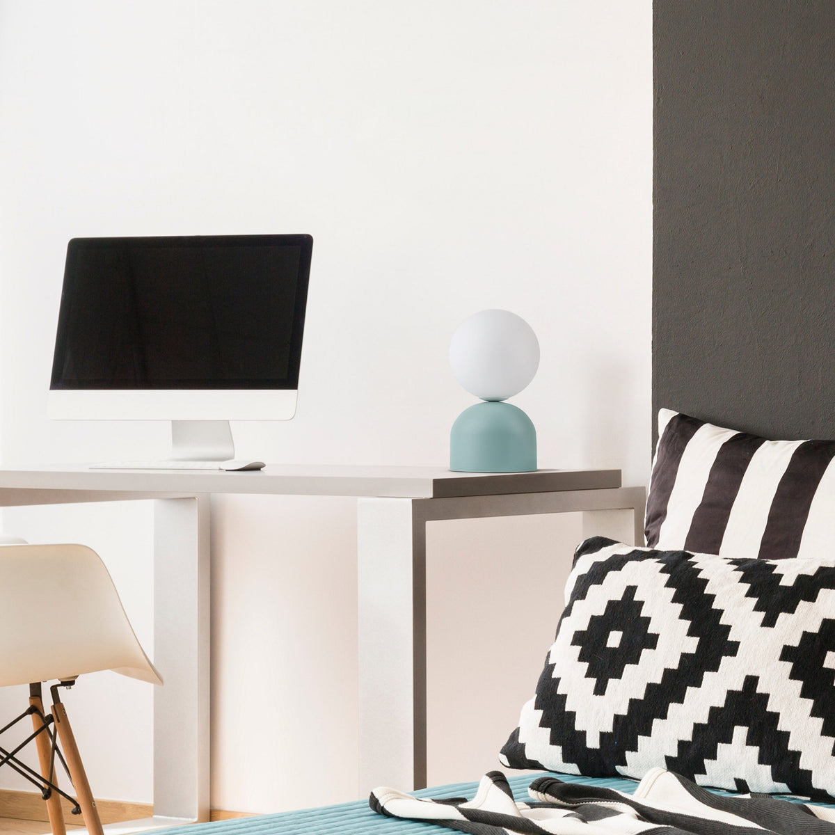 Lampe de table MIKI, globe de verre