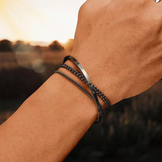Ensemble de bracelets superposés géométriques en acier inoxydable