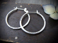 Boucles d'oreilles créoles florales vintage