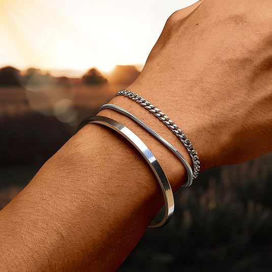 Ensemble de bracelets superposés géométriques en acier inoxydable