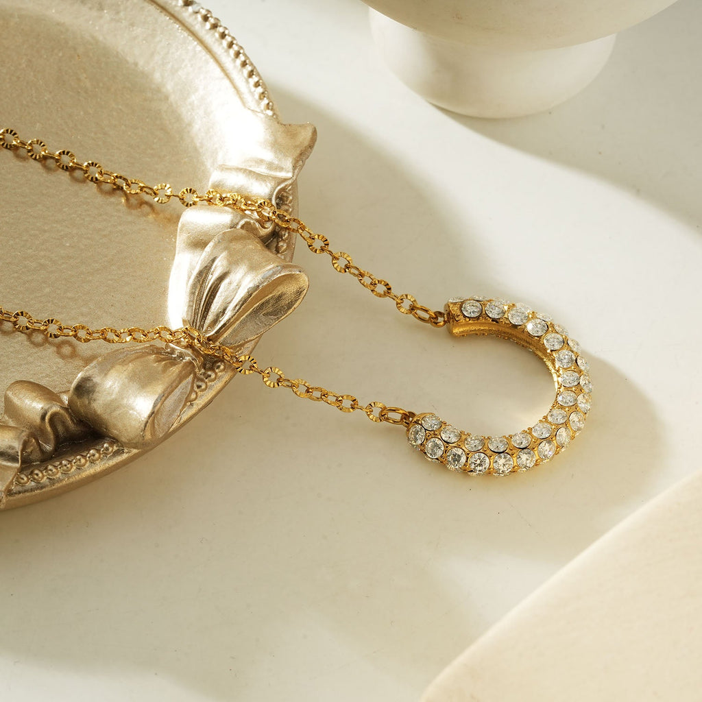 ASHANTI Or : collier croissant Celeste, pendentif pavé scintillant