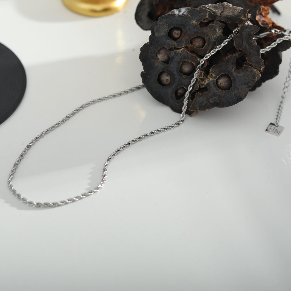 KIRA : collier chaîne corde argenté, 24 po