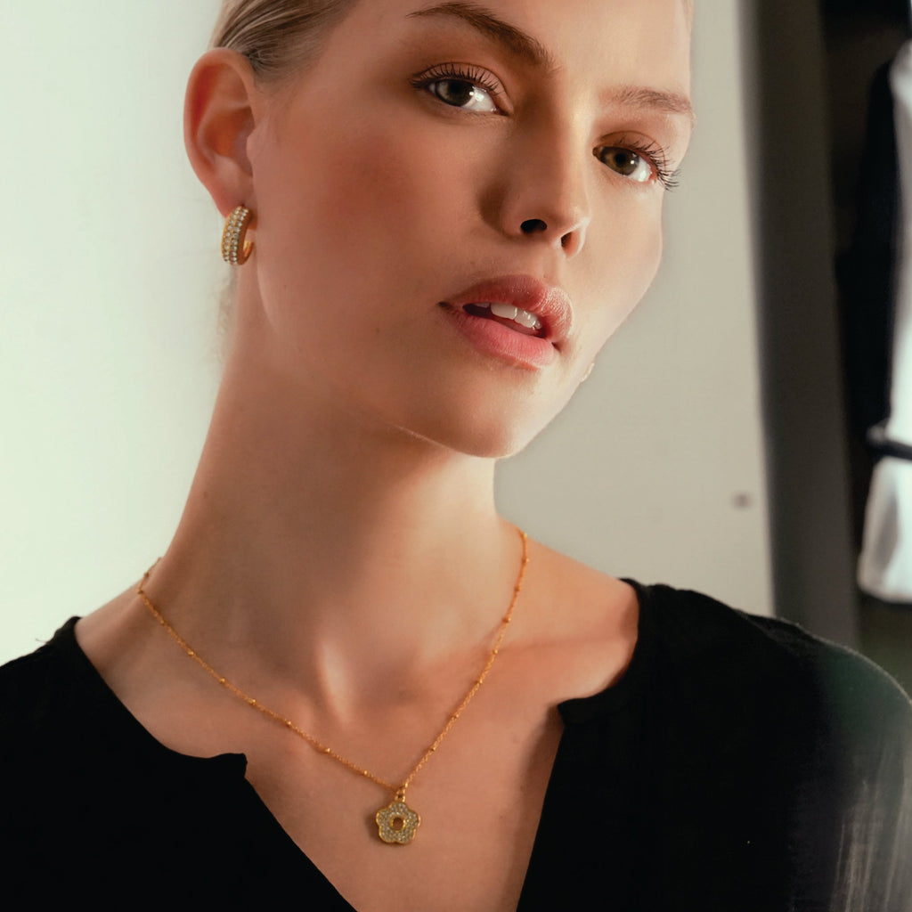 MELRINA Gold - Vintage Bloom: Beaded Chain Necklace with Pave Zirconia Flower Charm