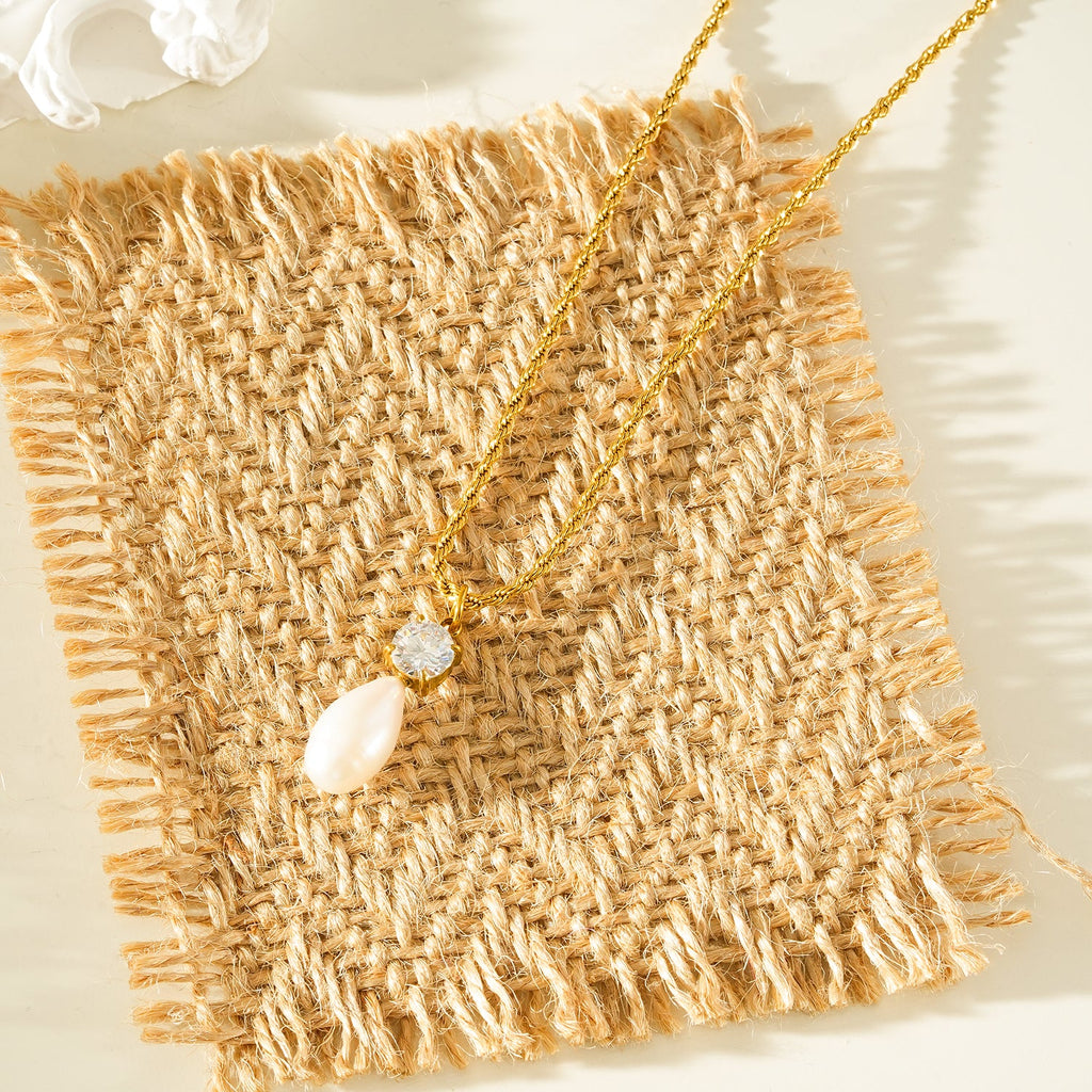 ORSOLIA Or : collier chaîne corde vintage, perle d'eau douce et zircon solitaire