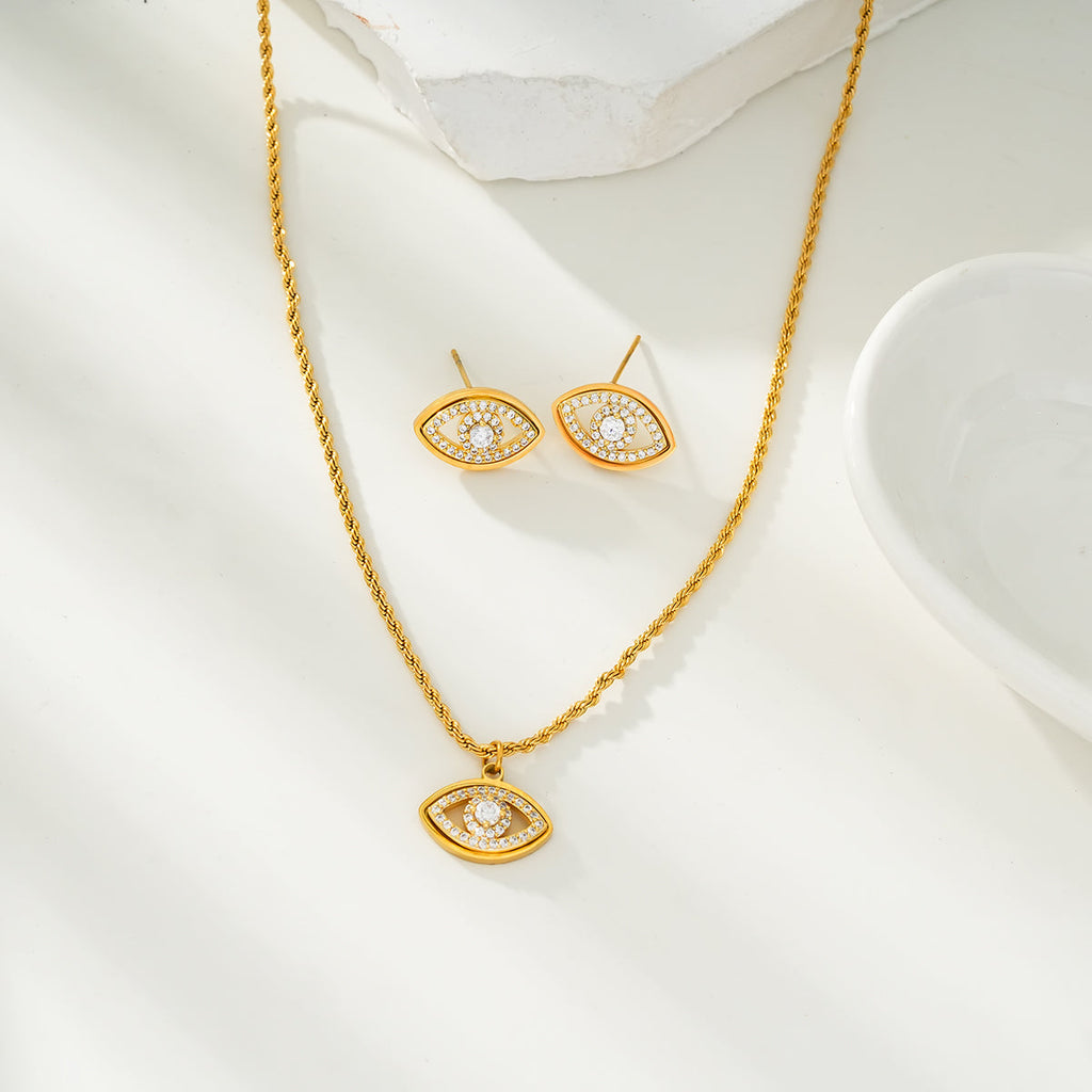 PROTACTOR Or : collier chaîne avec œil protecteur serti de zircons (CZ)