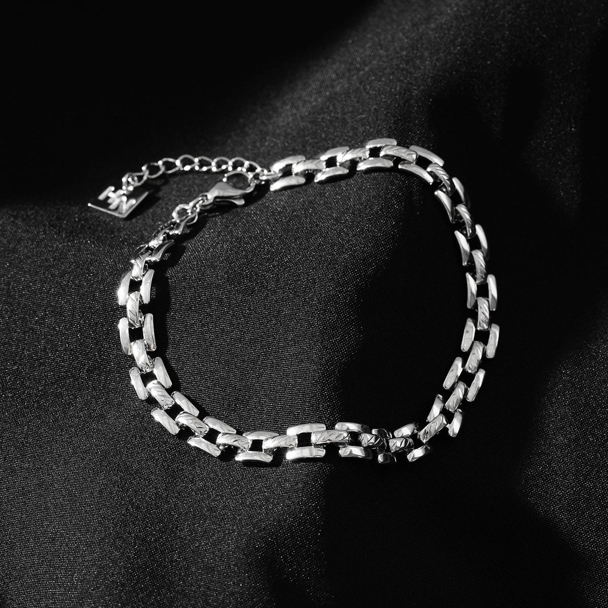PROVINIA : bracelet argenté style montre rétro