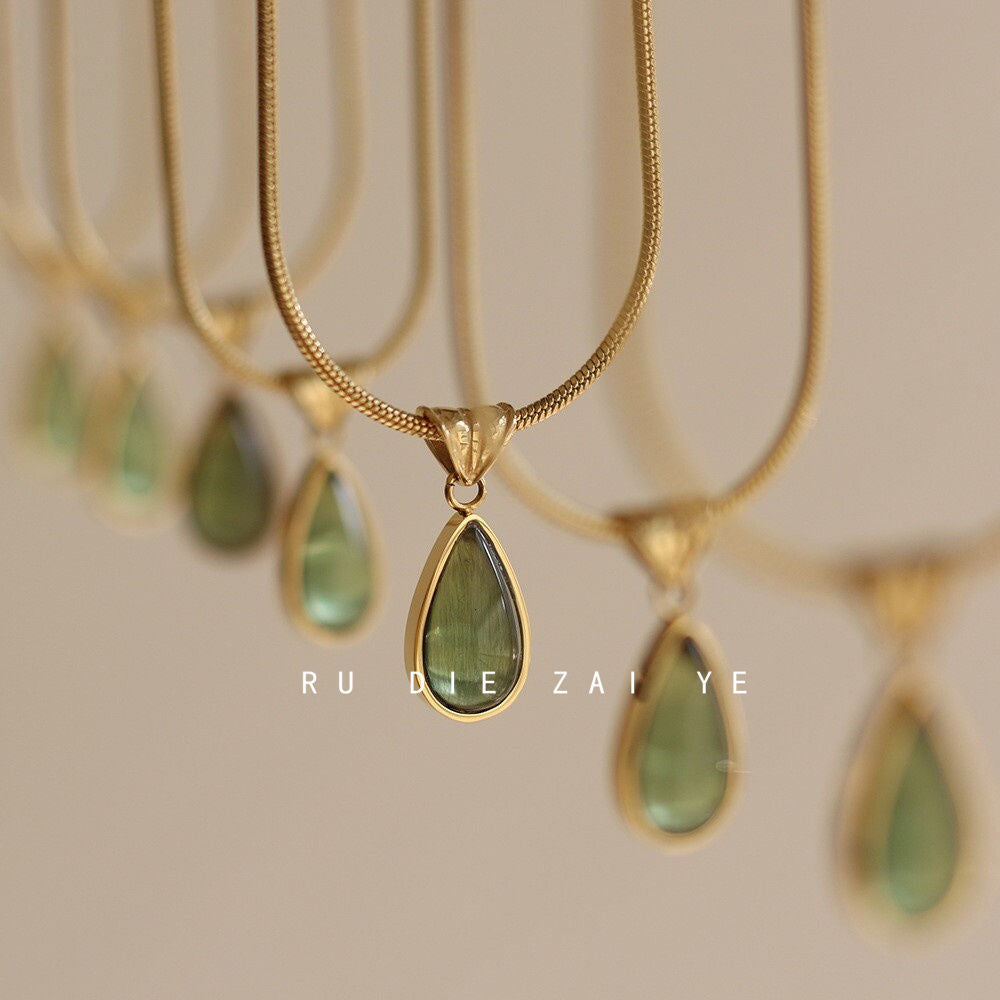 Collier pendentif goutte d'eau rétro français en acier titane