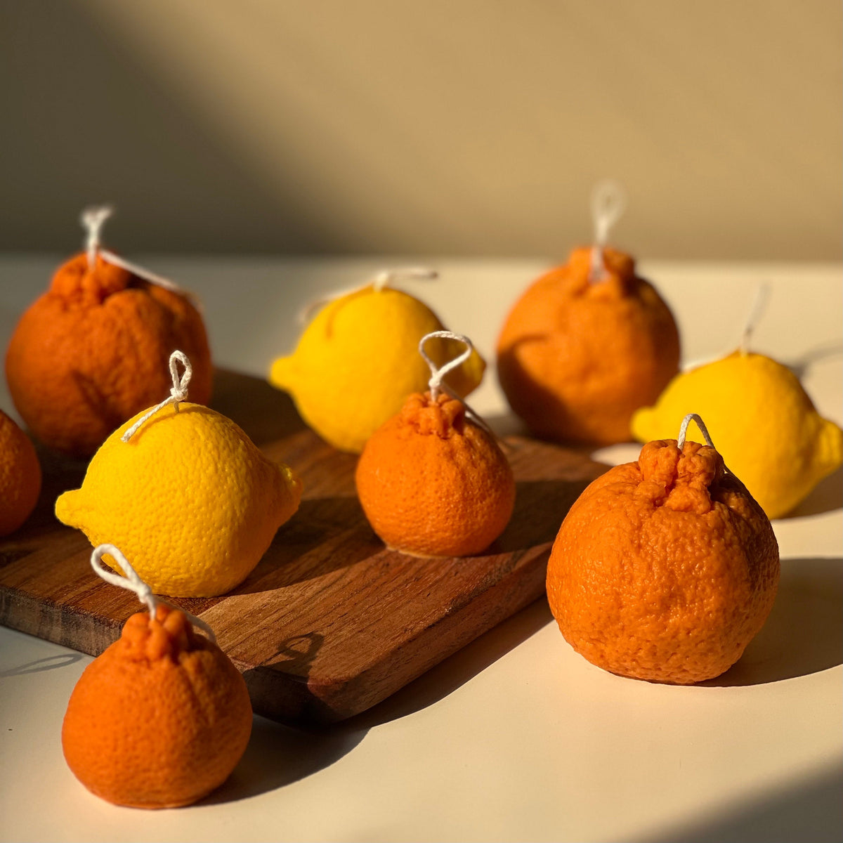 Ensemble de bougies orange, décoratives